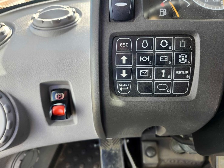 2019-volvo-l110h-image-28