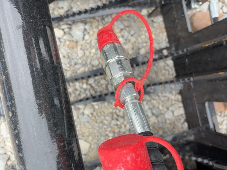 curved-log-grapple-image-7