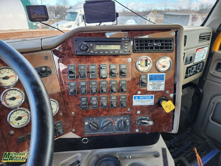 2008-international-paystar-5600i-image-67