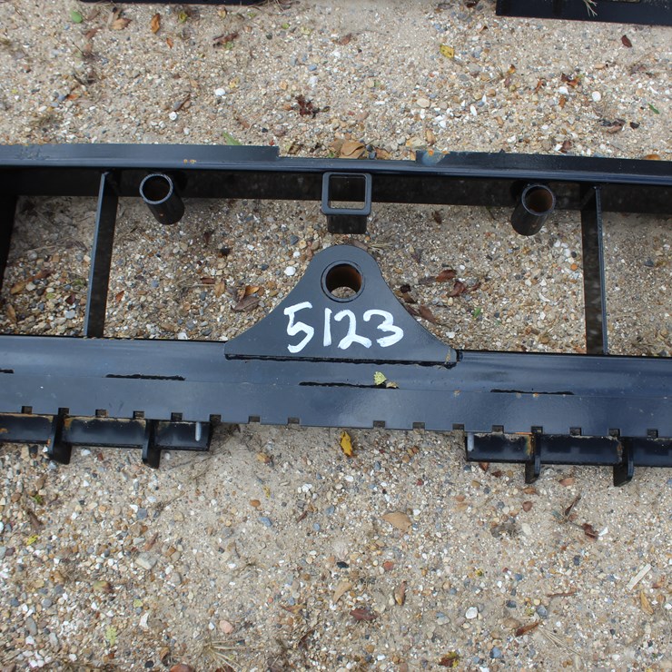 #5123 • 2025 WOLVERINE PALLET FORK FRAME
