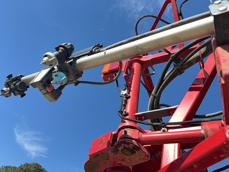 2023-case-ih-4350-patriot--sprayer-image-224