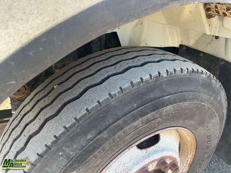 2008-international-workstar-7500-image-7