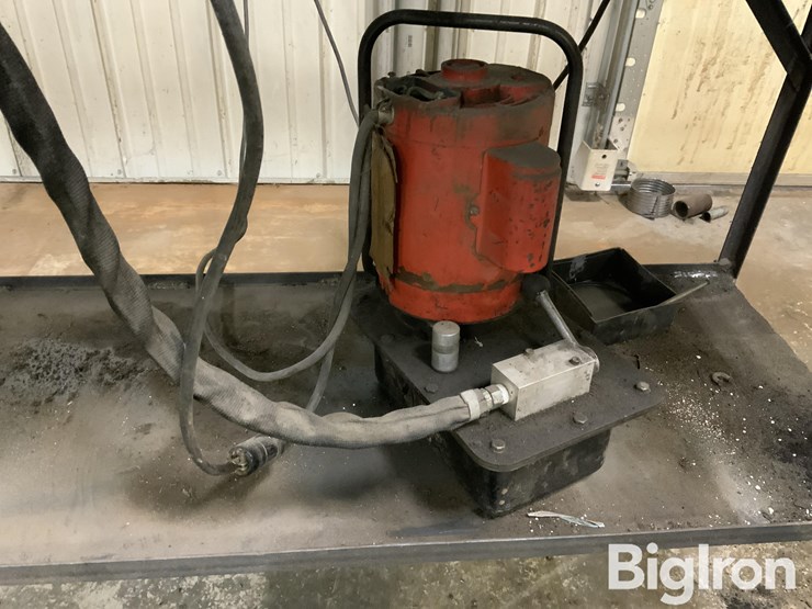 gates-mobilecrimp-4-20-hydraulic-hose-crimper-&-dewalt-chop-saw-image-14