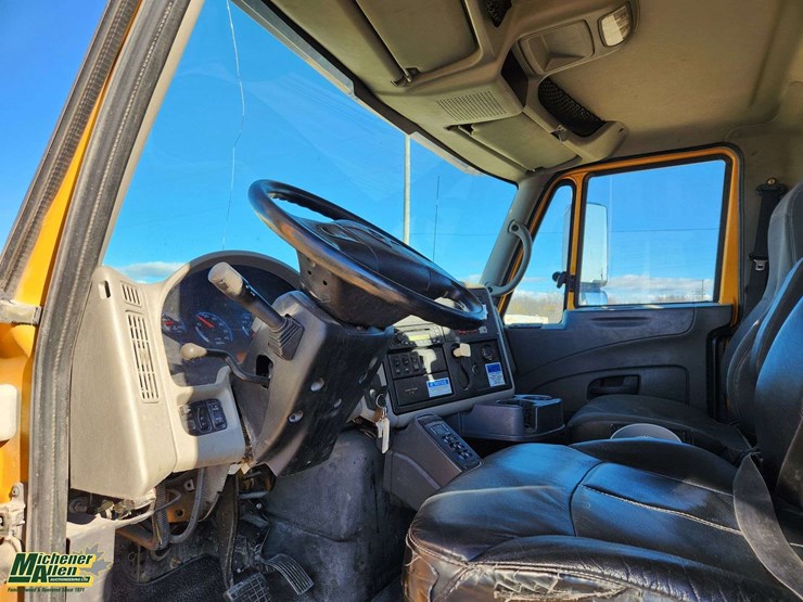 2009-international-workstar-7500-image-56