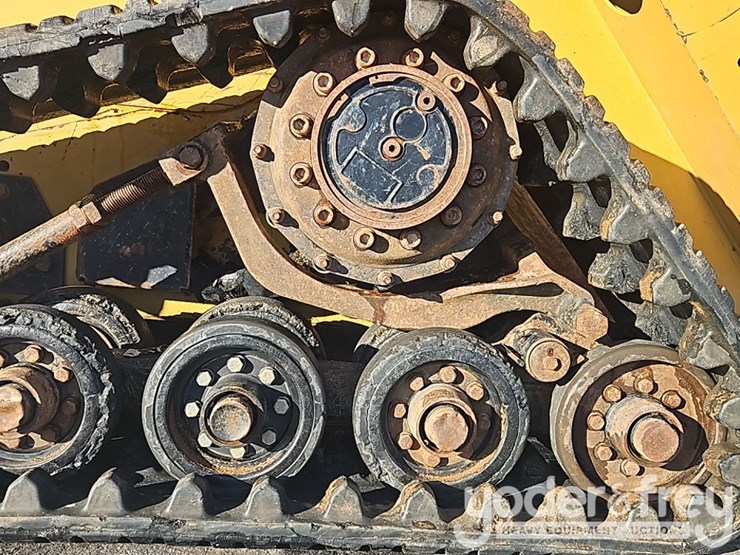 2019-caterpillar-257d-image-9
