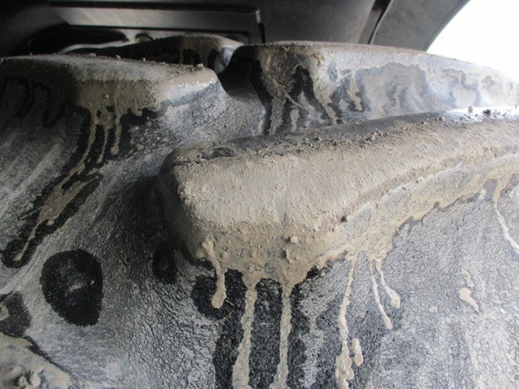 2017-john-deere-9570r-image-63