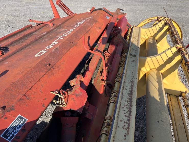 new-holland-472-image-4