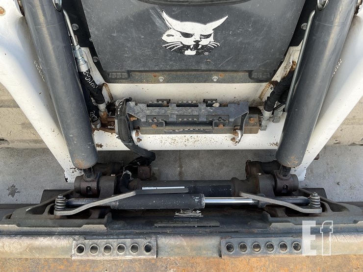 2020-bobcat-t76-image-10