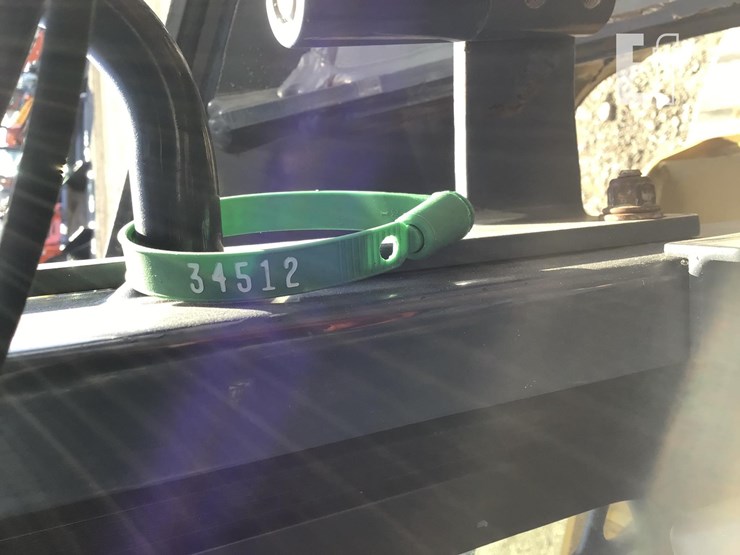 2019-deere-333g-image-23