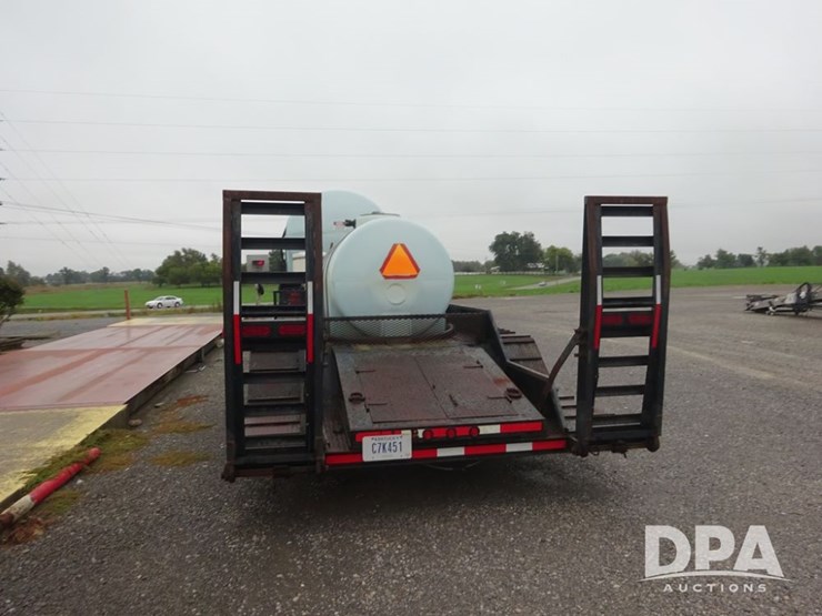 2015-tarasport-liquid-sprayer-trailer-(pz14052,-unit-109067)-image-17