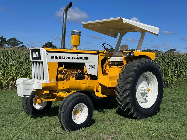 minneapolis-moline-g940-image-1