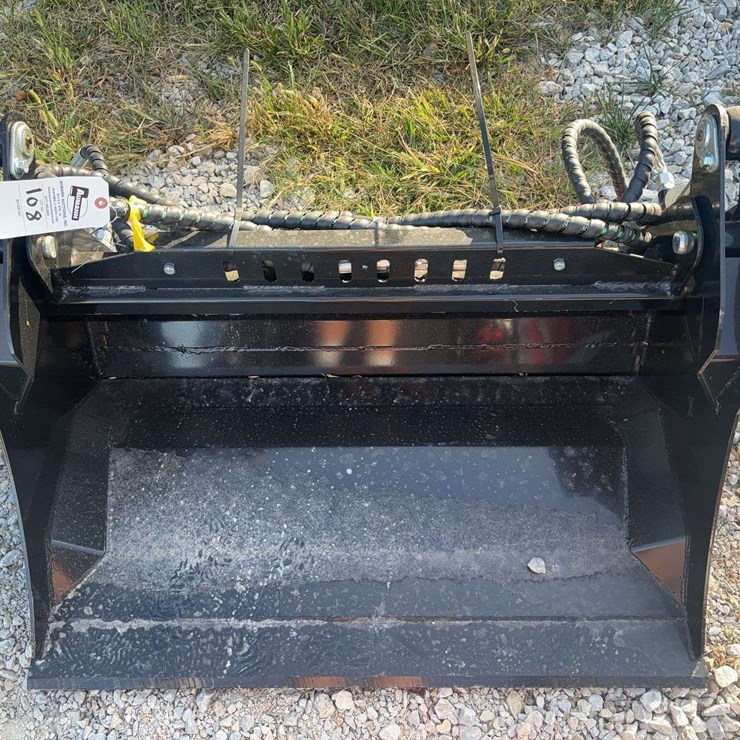 Mini Skid Steer 4 in 1 Bucket