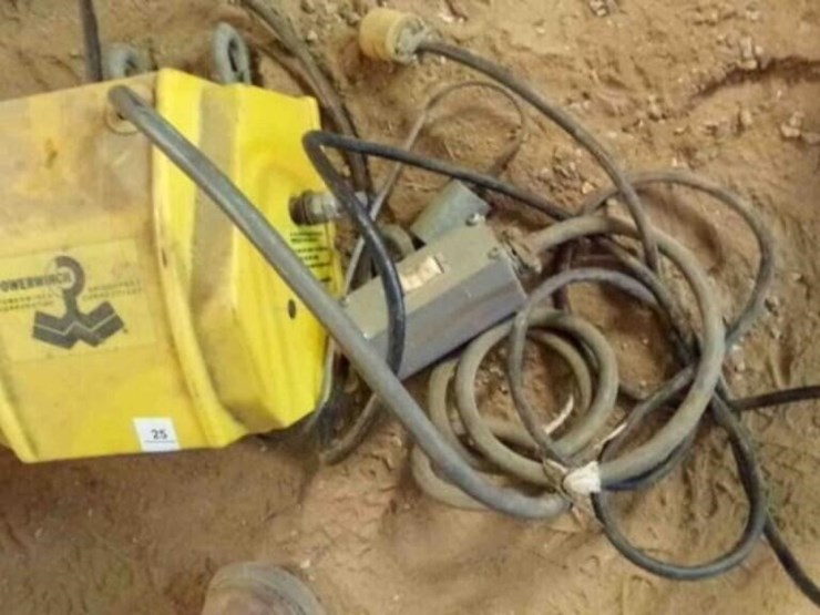 power-winch-electric-hoist-image-2