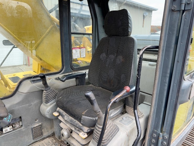 1997-komatsu-pc200-lc-6le-image-35