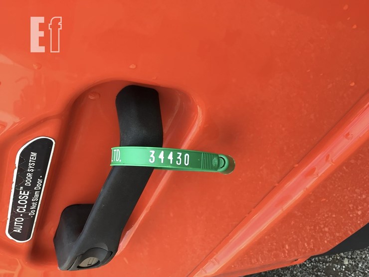 2010-kubota-rtv900g-image-24