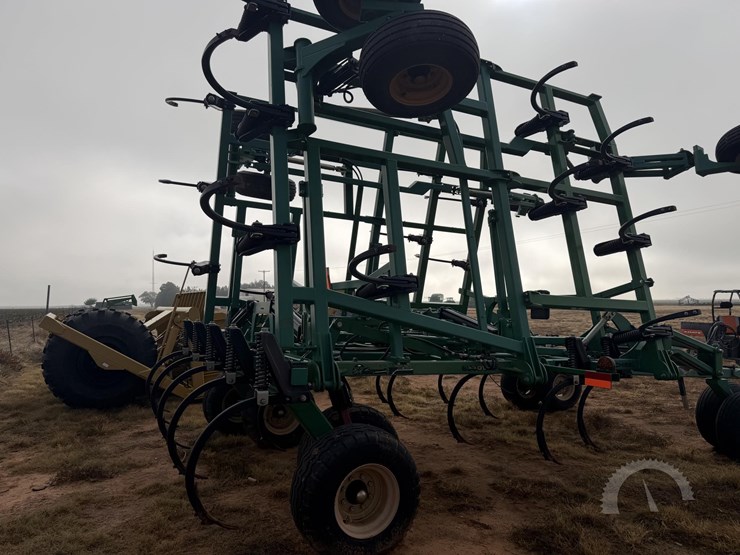 great-plains-6330uc-image-26