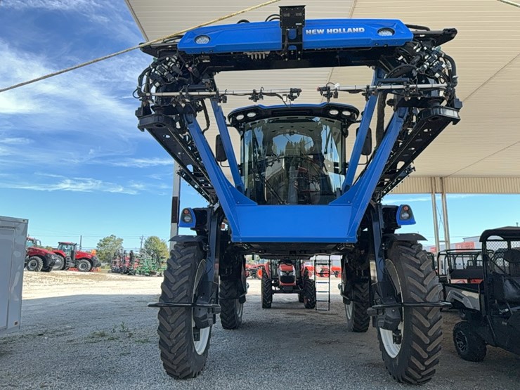 2023-new-holland-sp.310f-image-5