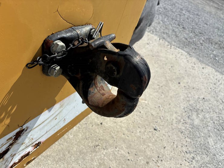 2015-caterpillar-tl943c-image-28