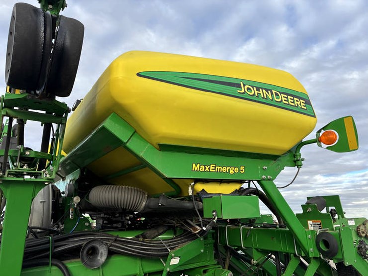 2018-john-deere-1795-image-40