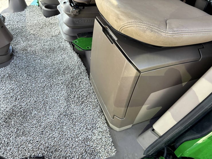 2023-john-deere-s780-image-114