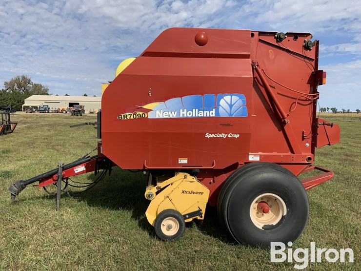 2013-new-holland-br7090-image-8