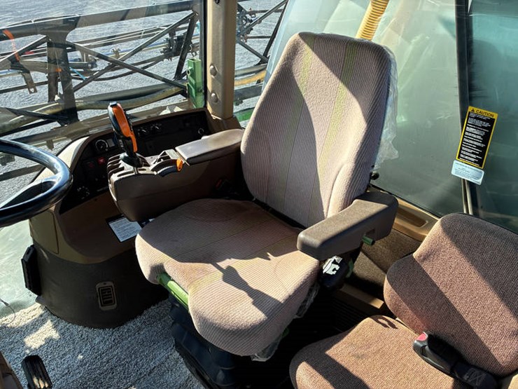 2014-john-deere-4830-image-80