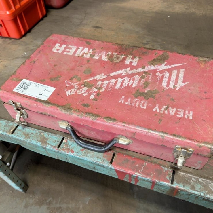 MILWAUKEE THUNDERBOLT ROTARY HAMMER DRILL