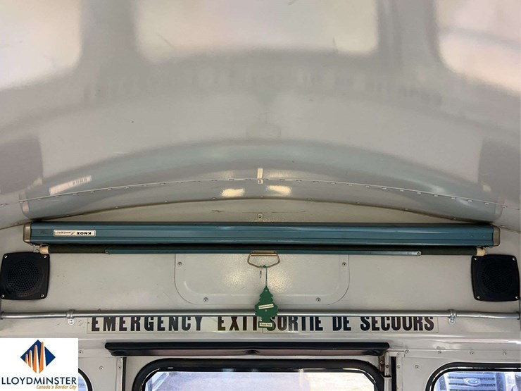 1987-international-1753-image-19