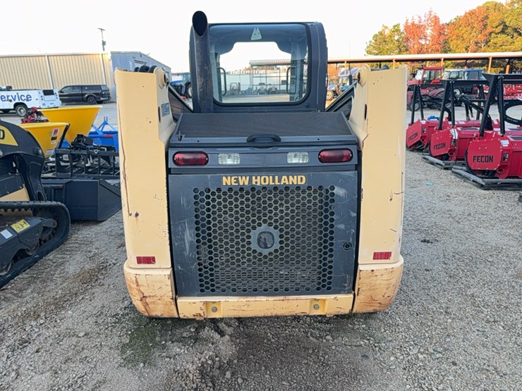 new-holland-c227-image-23