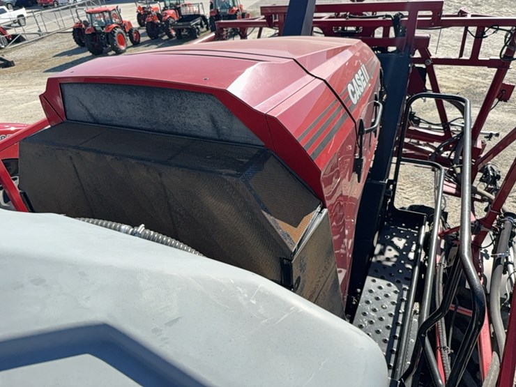 2023-case-ih-4350-patriot--sprayer-image-143