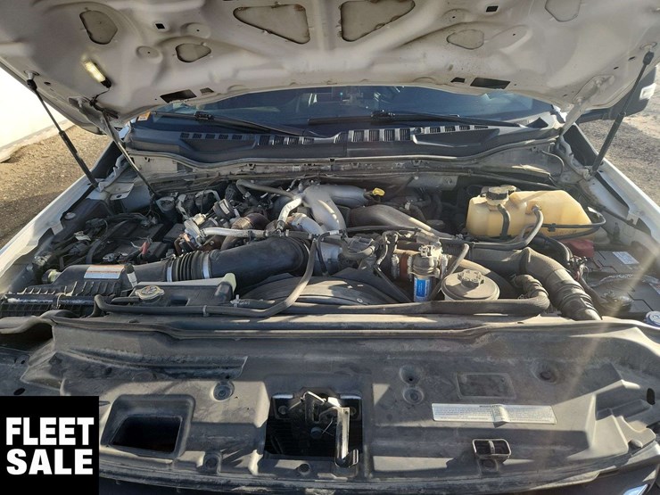 2020-ford-f550-image-24