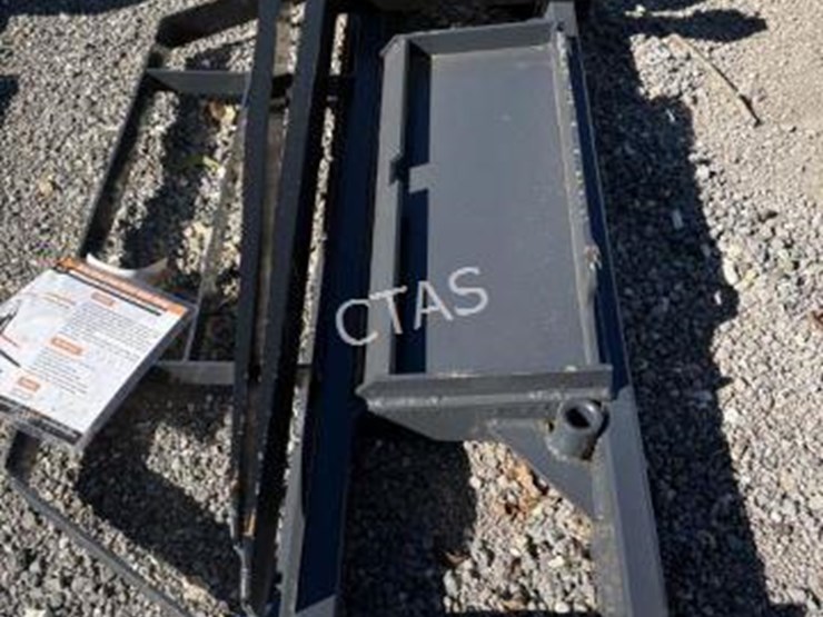 #97-•-mini-skid-steer-pallet-fork-frame-image-3