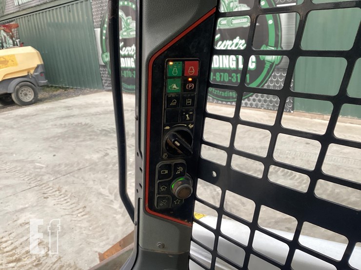 2021-bobcat-t62-image-17