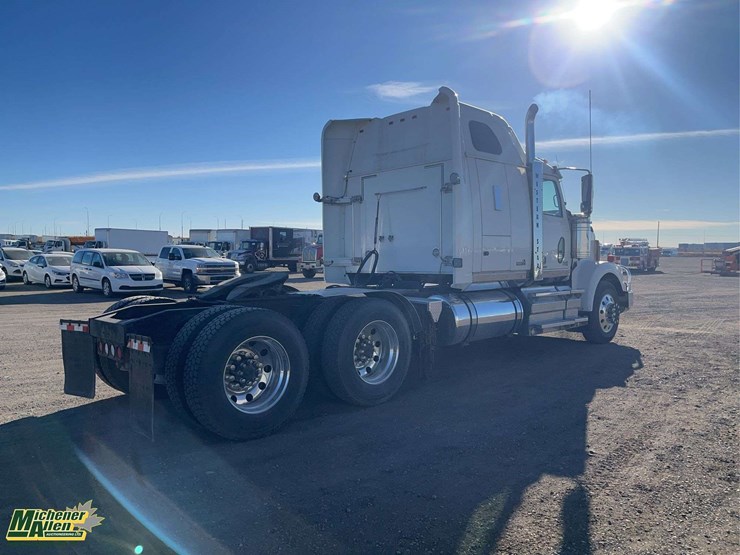 2016-western-star-4900-image-4