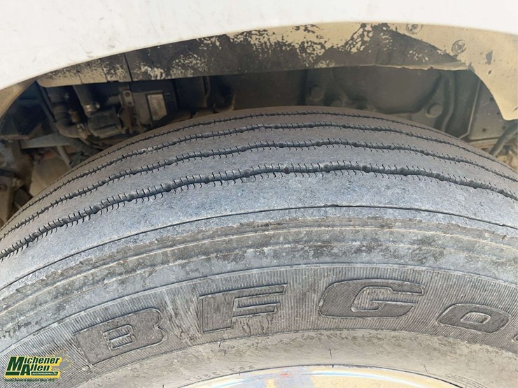 2016-western-star-4900-image-10