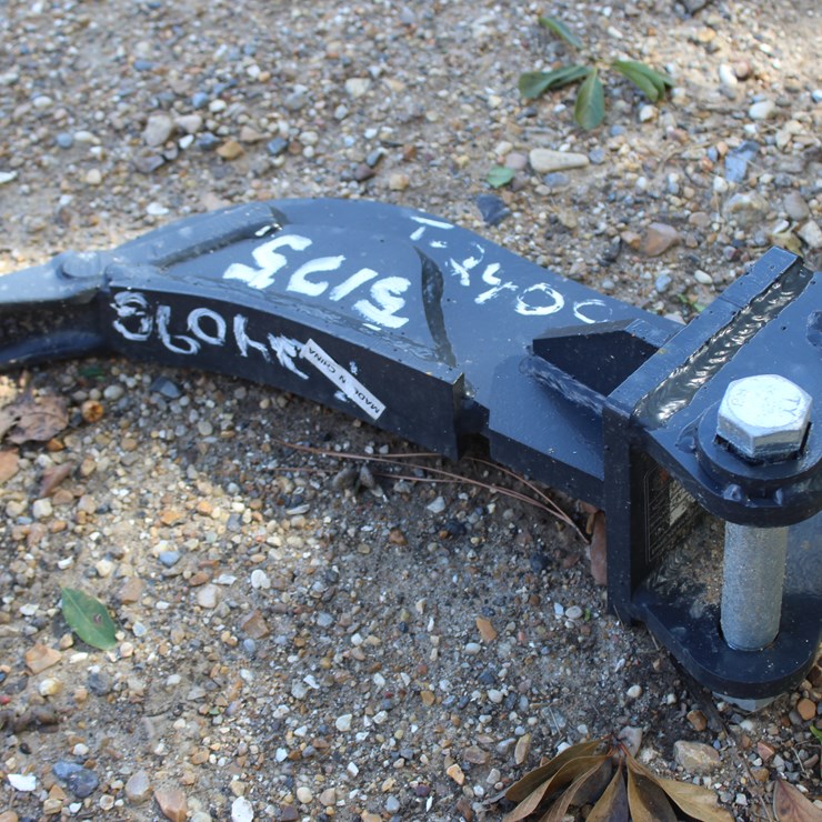 #5175 • 2025 WOLVERINE MINI RIPPER ATTACHMENT FOR EXCAVATOR