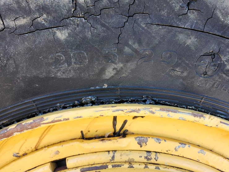 1980-caterpillar-627b-push-pull-scraper-image-70