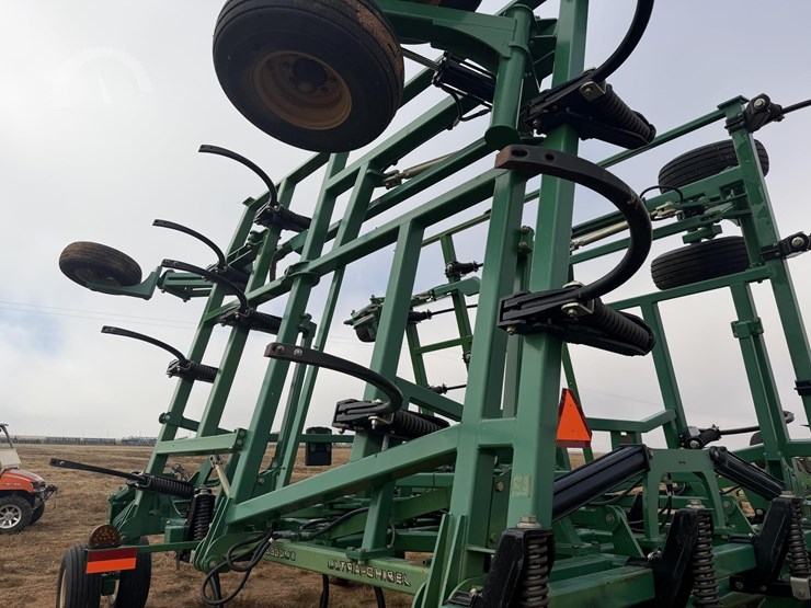 great-plains-6330uc-image-12