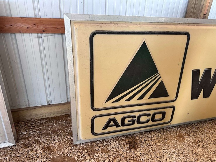 agco-white-lighted-double-sided-bubble-sign-image-4