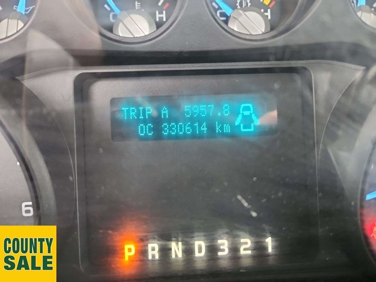 2013-ford-f550-image-11