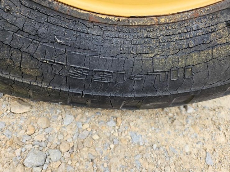 #3093-•-massey-ferguson-34a-tractor/loader-image-42