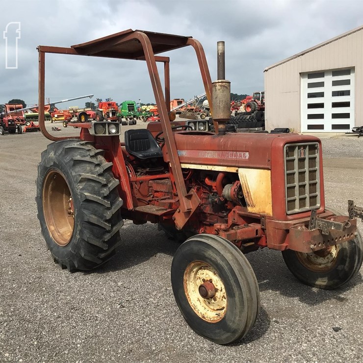 1975 INTERNATIONAL 674