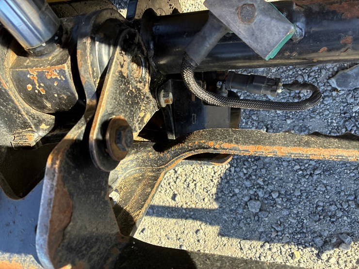 2018-caterpillar-259d-image-7