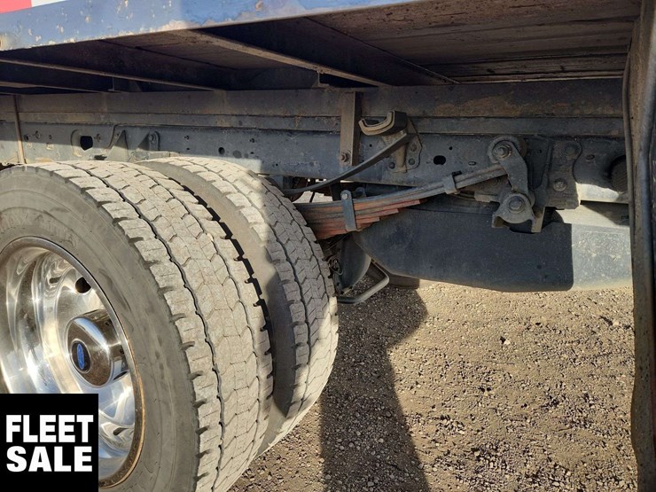 2020-ford-f550-image-37