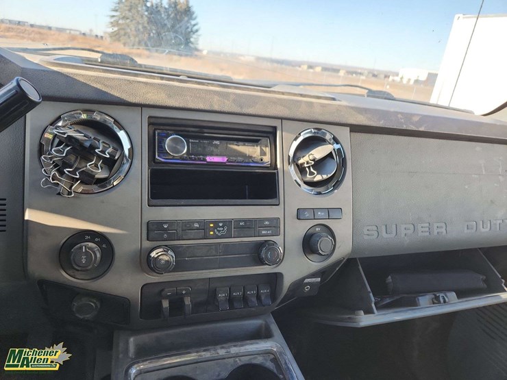 2011-ford-f250-image-13