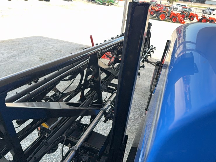 2023-new-holland-sp.310f-image-123