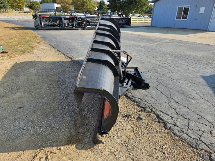 #3023-•-bonnell-10'-one-way-snow-plow-image-2