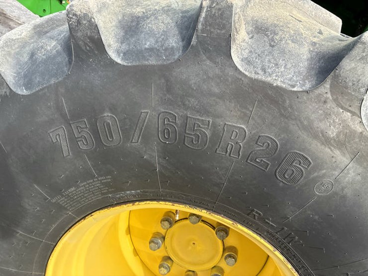 2014-john-deere-s680-image-11