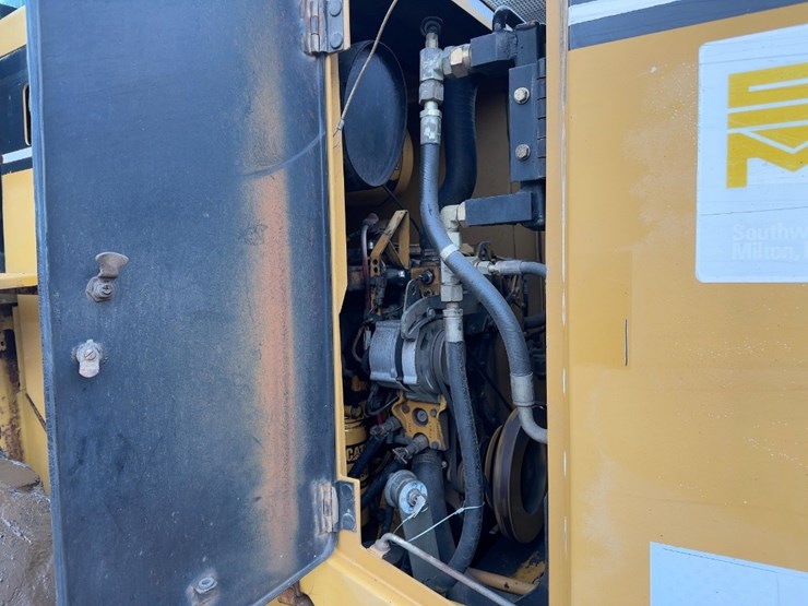 1998-caterpillar-938g-image-19