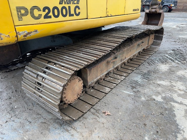 1997-komatsu-pc200-lc-6le-image-23